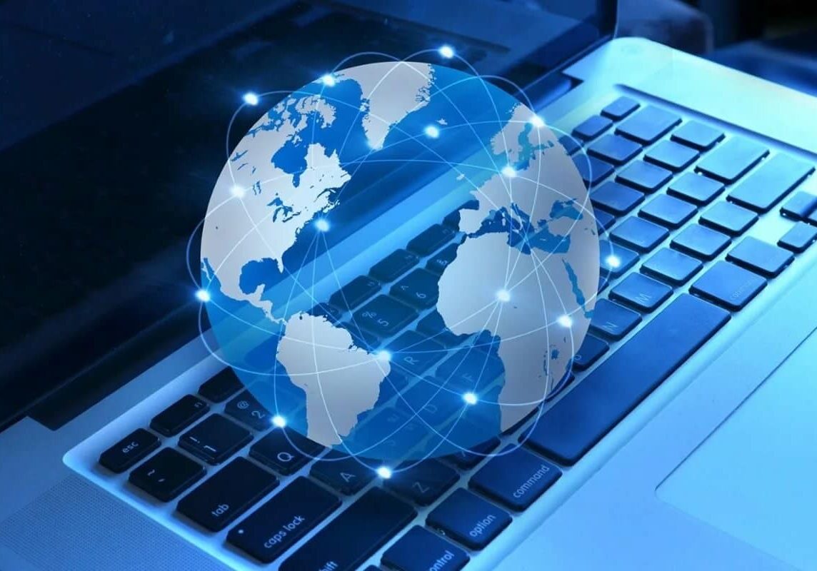 إيجابيات-وسلبيات-الإنترنت
